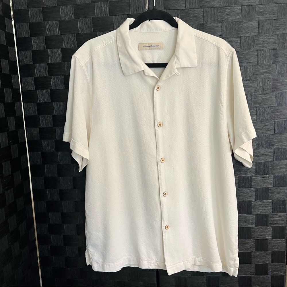 Tommy Bahama silk blend Cream Short Sleeve Shirt Men's size Large